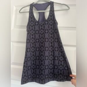 Lululemon cool racer back tank. Size 6. Great condition.